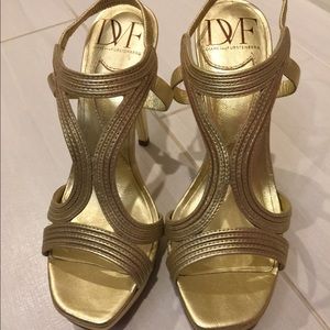 Diane Von Furstenberg gold heel sandals size 7 New